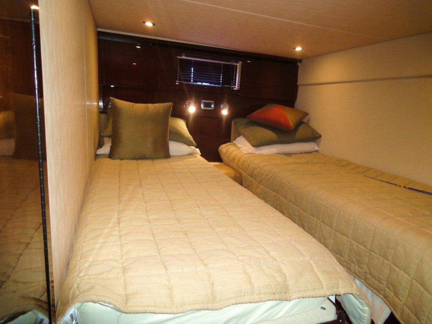Sea Ray-48 Sundancer 2008-Francesca Coconut Grove-Florida-United States-Guest Stateroom-918635 | Thumbnail