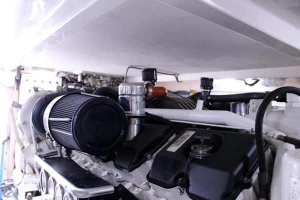 Bertram-54 Convertible 2000-Reel Healin Lighthouse Point-Florida-United States-Engine Room ll-1065942