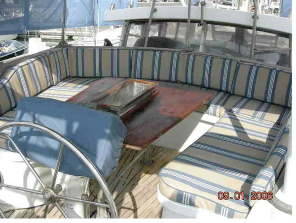 Custom-John Walsh Expedition Schooner 1988-Quest Ft. Lauderdale-Florida-United States-Cockpit-924089