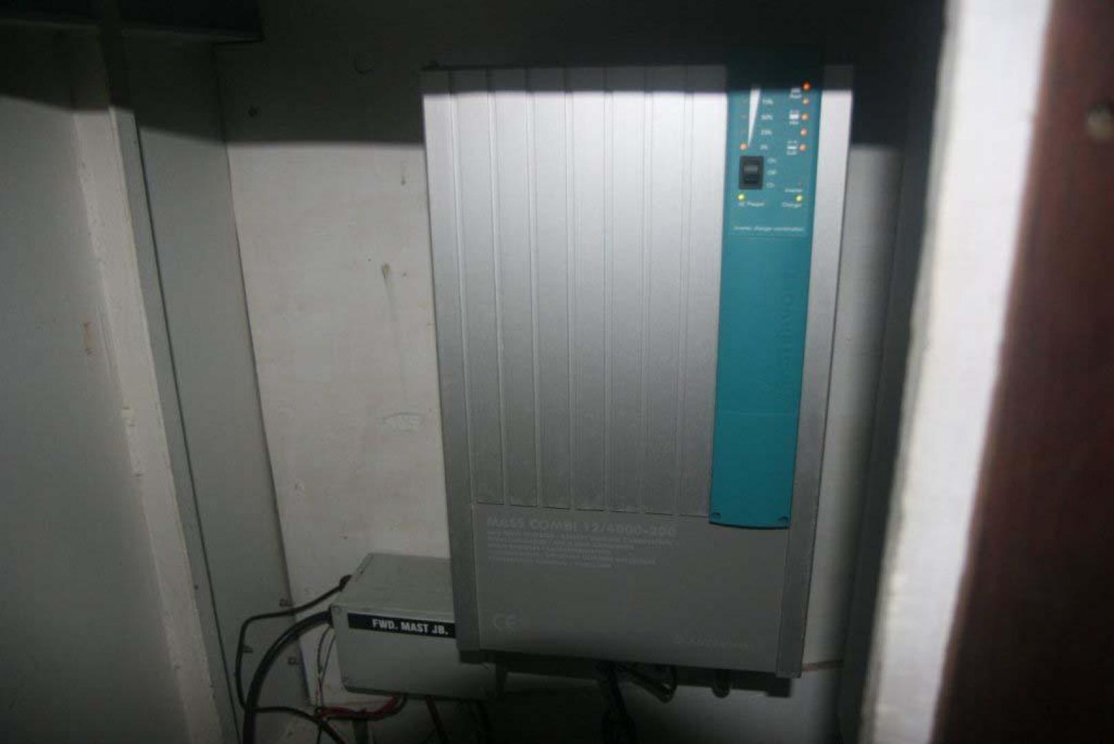 Custom-John Walsh Expedition Schooner 1988-Quest Ft. Lauderdale-Florida-United States-ER Charger Inverter 4000W-924082 | Thumbnail