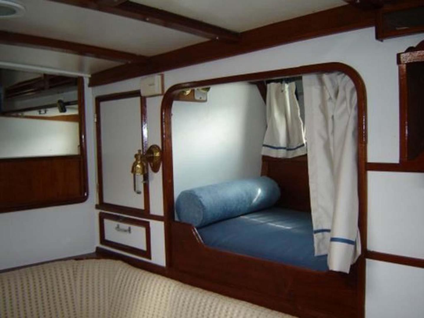 Custom-John Walsh Expedition Schooner 1988-Quest Ft. Lauderdale-Florida-United States-Main Salon-924070 | Thumbnail