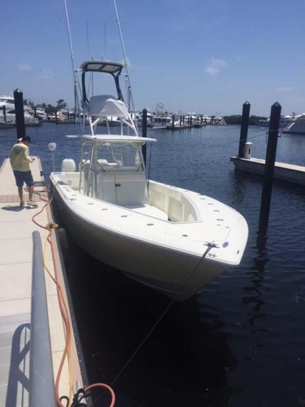 SeaVee-37 Z 2017-BUCKALOT Key Largo-Florida-United States-Bow-1016978