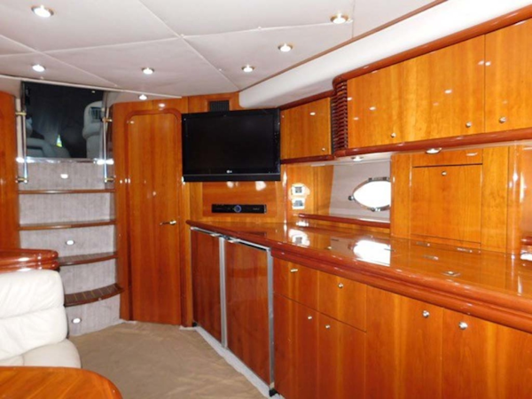 Sunseeker-Predator 2001-Cheryl Lynn Stuart-Florida-United States-Salon-1120344