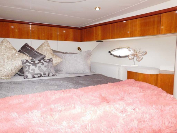 Sunseeker-Predator 2001-Cheryl Lynn Stuart-Florida-United States-Master Stateroom-1120356