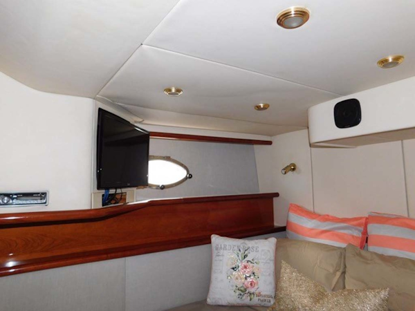 Sunseeker-Predator 2001-Cheryl Lynn Stuart-Florida-United States-VIP Stateroom-1120361