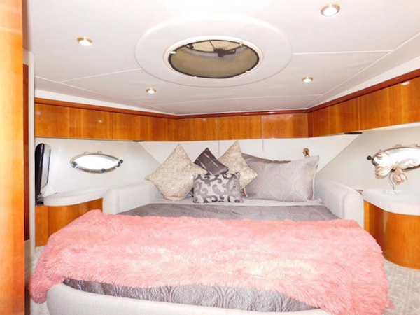 Sunseeker-Predator 2001-Cheryl Lynn Stuart-Florida-United States-Master Stateroom-1120354