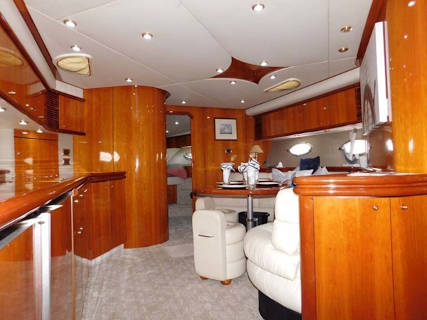 Sunseeker-Predator 2001-Cheryl Lynn Stuart-Florida-United States-Salon-1120341