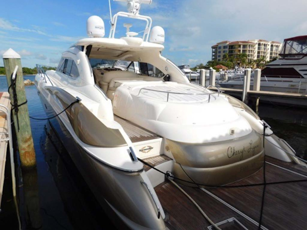 Sunseeker-Predator 2001-Cheryl Lynn Stuart-Florida-United States-Sundeck Platform-1120320