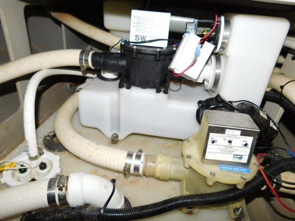 Sunseeker-Predator 2001-Cheryl Lynn Stuart-Florida-United States-New Head Pumps and System-1120370