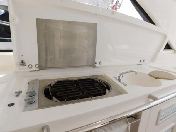 Sunseeker-Camargue Hard Top with Sunroof 2002-Hula Girl Stuart-Florida-United States-Wet Bar and Grill-1065755