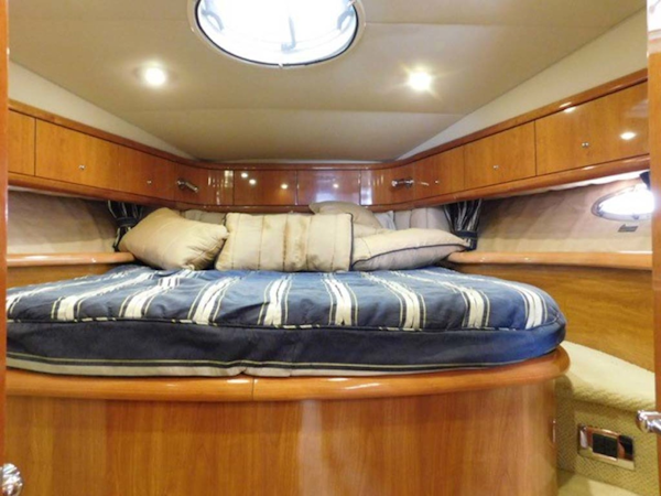 Sunseeker-Camargue Hard Top with Sunroof 2002-Hula Girl Stuart-Florida-United States-Master Stateroom-1065735