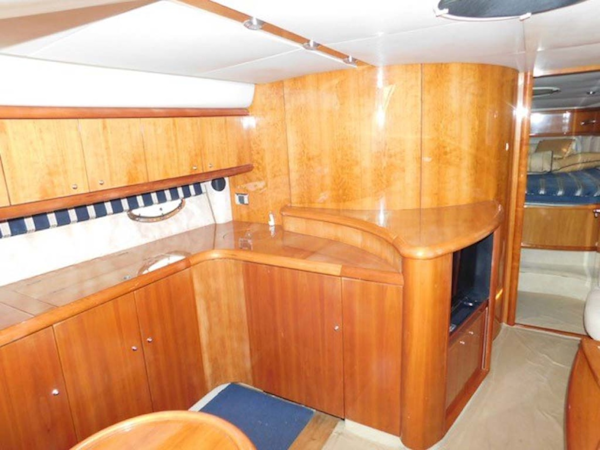 Sunseeker-Camargue Hard Top with Sunroof 2002-Hula Girl Stuart-Florida-United States-Salon Entertainment Center-1065730