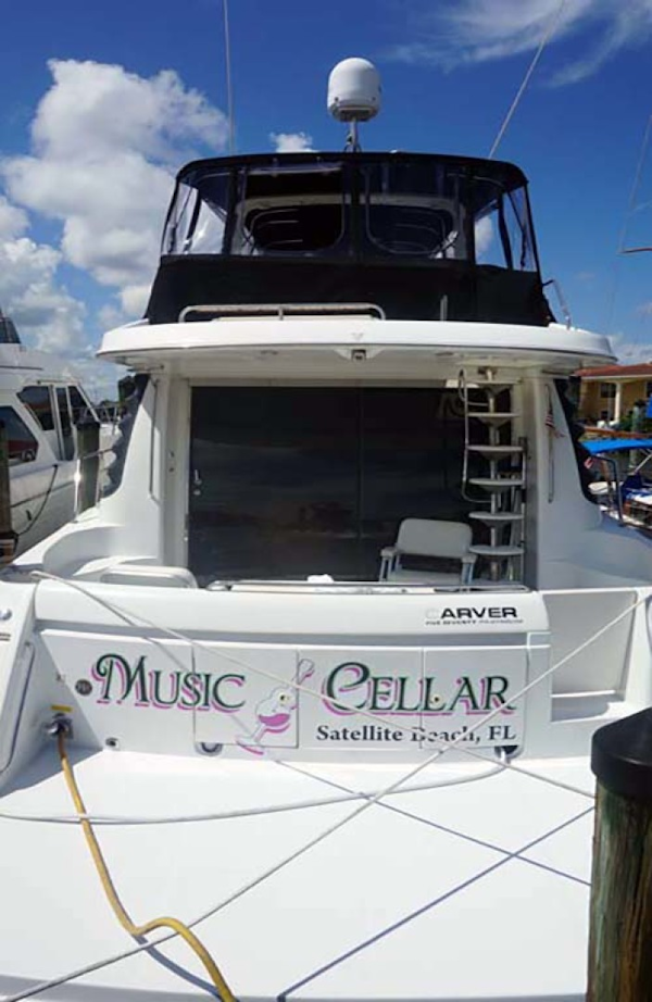 Carver-Voyager 2001-Music Cellar Melbourne-Florida-United States-1071374