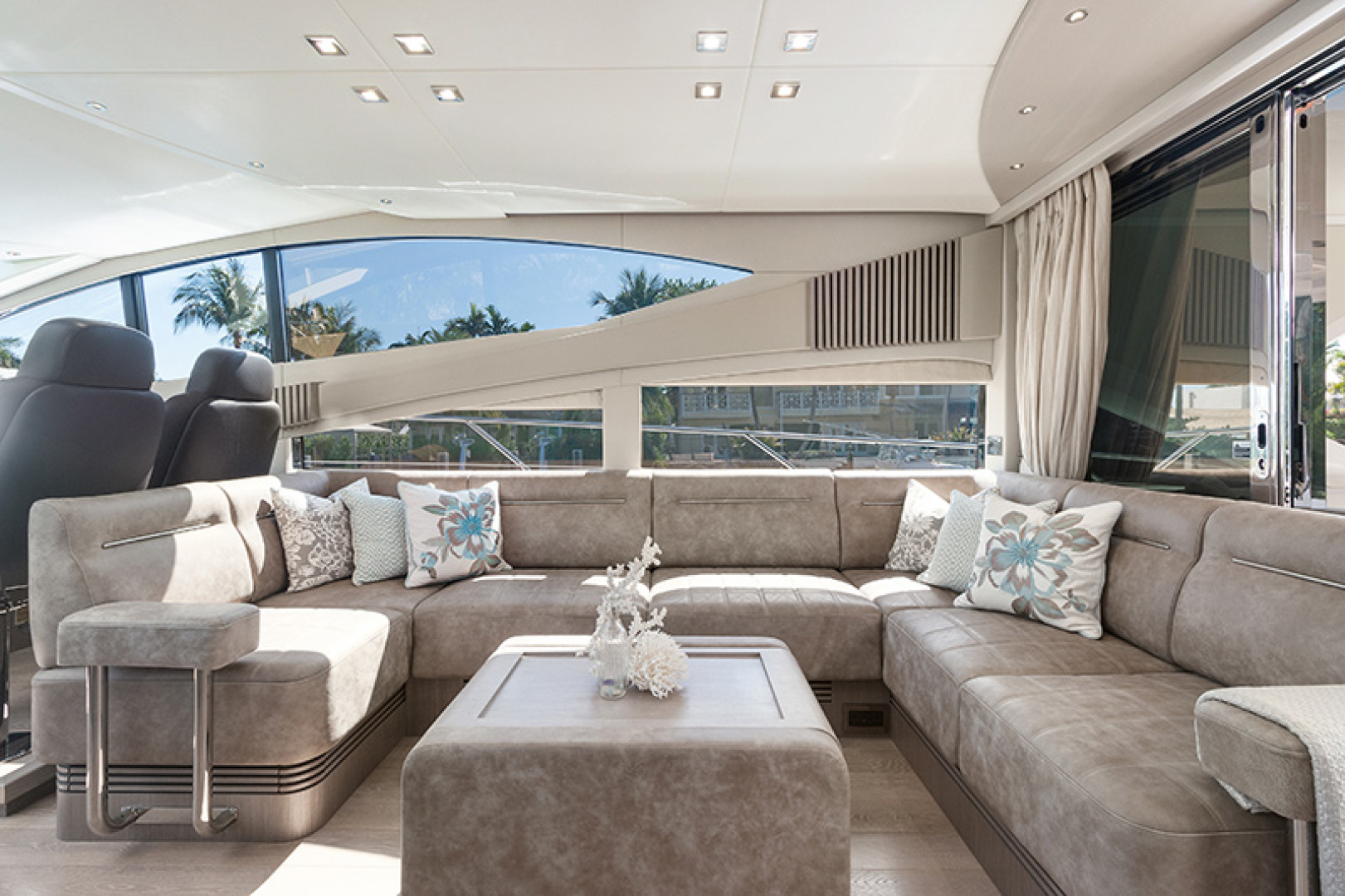 Sunseeker-Sport Yacht 68 2015-LONG WAY ROUND Puerto Sotogrande-Spain-Main Salon-1137336 | Thumbnail