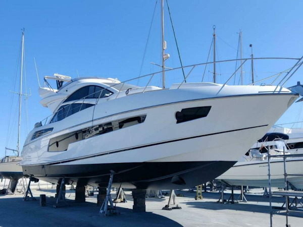 Sunseeker-Sport Yacht 68 2015-LONG WAY ROUND Puerto Sotogrande-Spain-4548519
