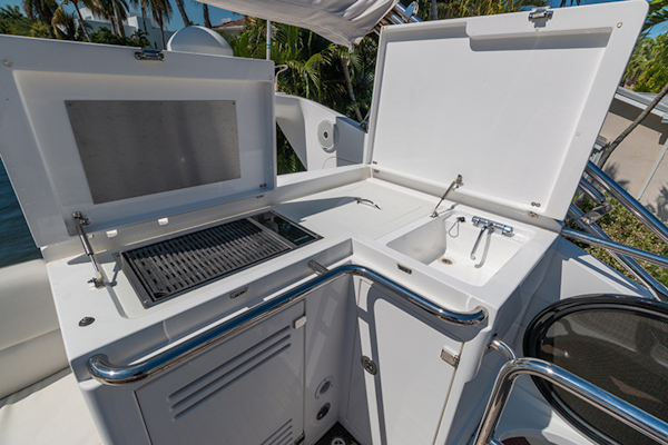 Sunseeker-Sport Yacht 68 2015-LONG WAY ROUND Puerto Sotogrande-Spain-Upper Deck/ Grill-1137357