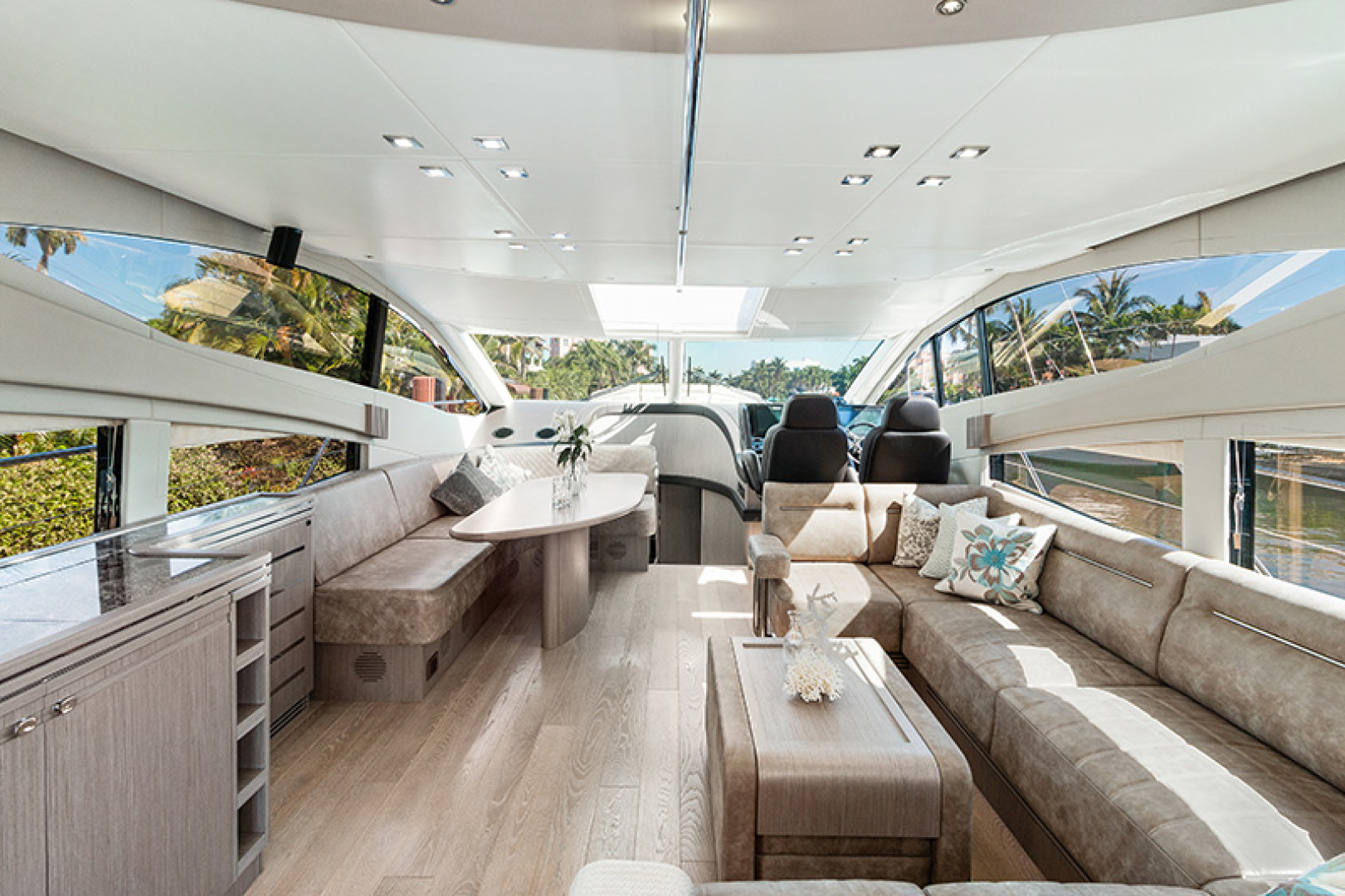 Sunseeker-Sport Yacht 68 2015-LONG WAY ROUND Puerto Sotogrande-Spain-Main Salon-1137335 | Thumbnail