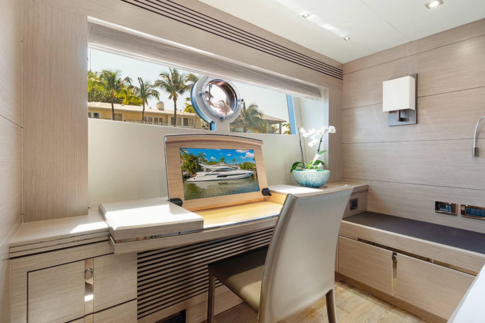 Sunseeker-Sport Yacht 68 2015-LONG WAY ROUND Puerto Sotogrande-Spain-Owner Office-1137345 | Thumbnail