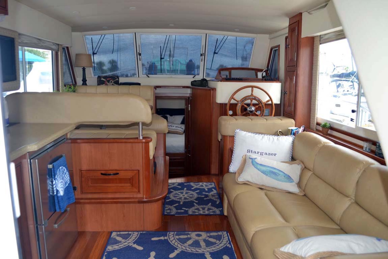 Mainship-395 Trawler 2010-Stargazer Daytona Beach-Florida-United States-Lower Helm And Salon-1167076 | Thumbnail