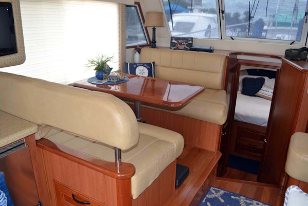 Mainship-395 Trawler 2010-Stargazer Daytona Beach-Florida-United States-Dinette-1167084
