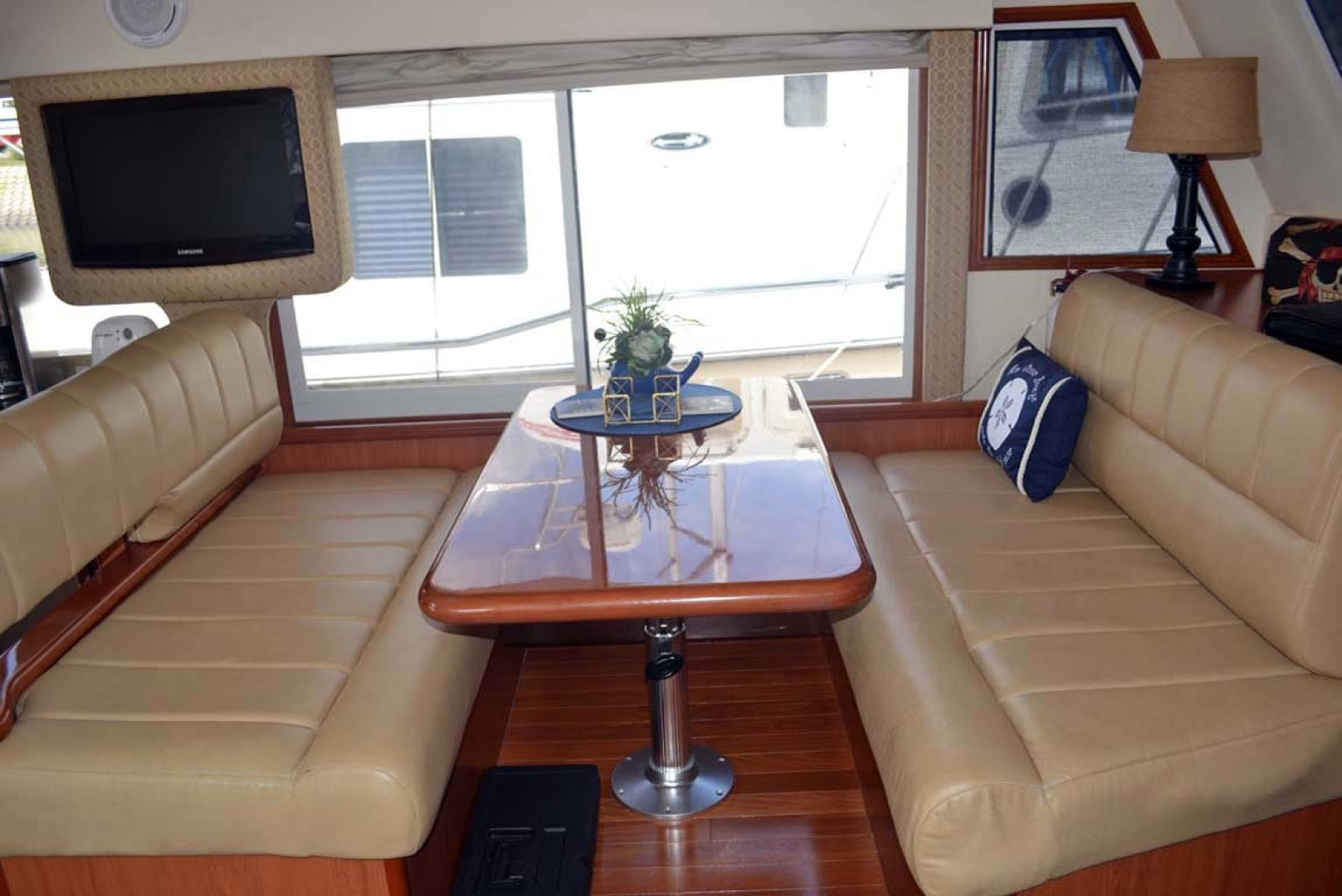 Mainship-395 Trawler 2010-Stargazer Daytona Beach-Florida-United States-Dining-1167085 | Thumbnail
