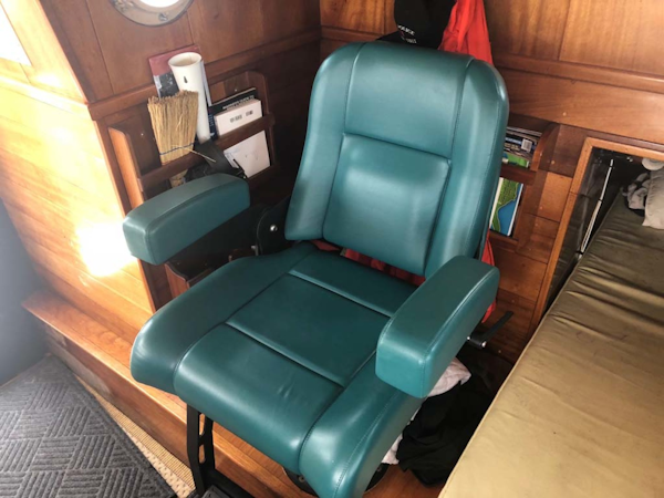 Durbeck-Seaton North Sea Trawler 1982-Phoenix Wickford-Rhode Island-United States-Helm Chair-1078223