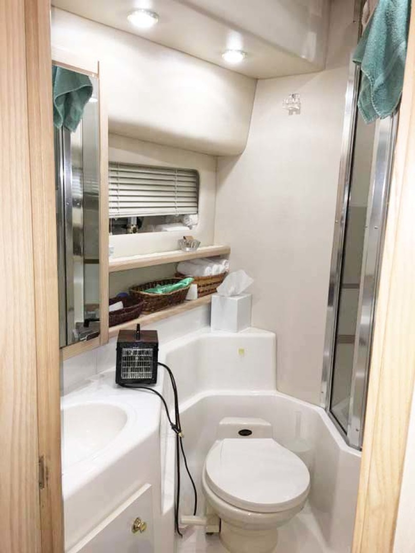 Bayliner-4788 Motoryacht 1998-Sea Mist Seattle-Washington-United States-Head-1108643 | Thumbnail