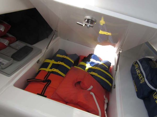 SeaHunter-39 Center Console 2017-SQUEEZE PLAY II Madeira Beach-Florida-United States-Console Storage-1117898