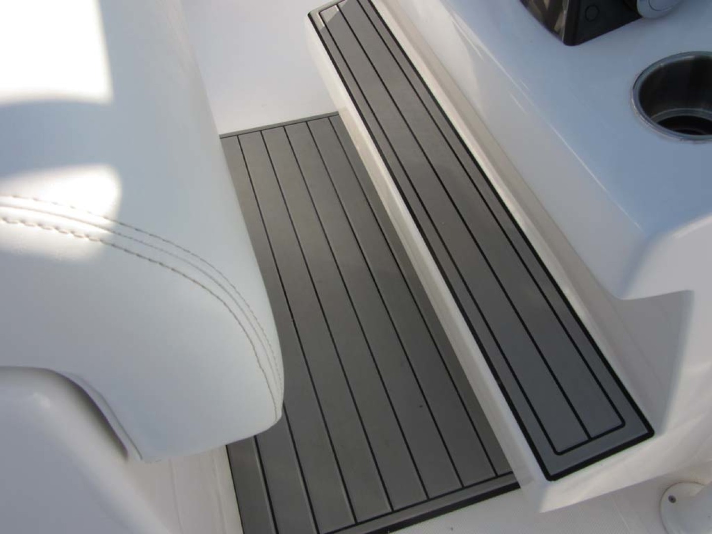 SeaHunter-39 Center Console 2017-SQUEEZE PLAY II Madeira Beach-Florida-United States-Custom Helm Deck-1117903 | Thumbnail