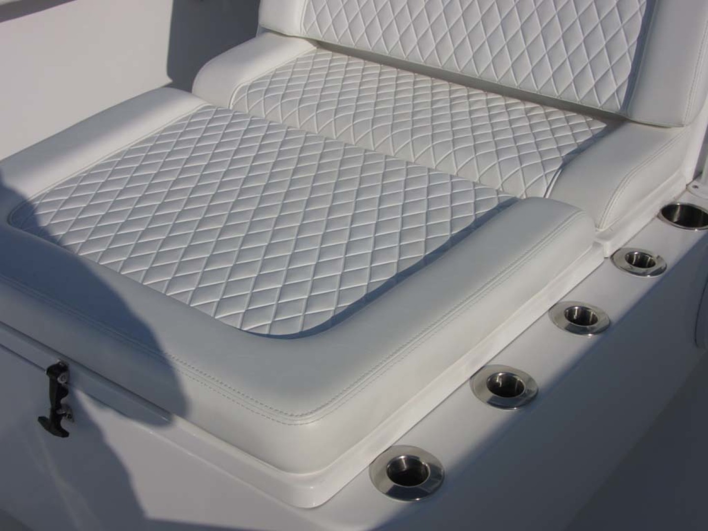 SeaHunter-39 Center Console 2017-SQUEEZE PLAY II Madeira Beach-Florida-United States-New Daimond Pattern Fabric-1117891 | Thumbnail