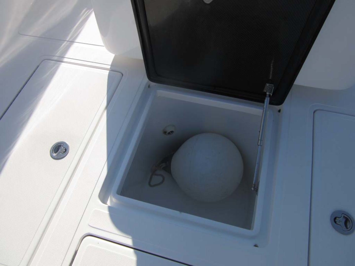 SeaHunter-39 Center Console 2017-SQUEEZE PLAY II Madeira Beach-Florida-United States-In Deck Storage-1117893 | Thumbnail
