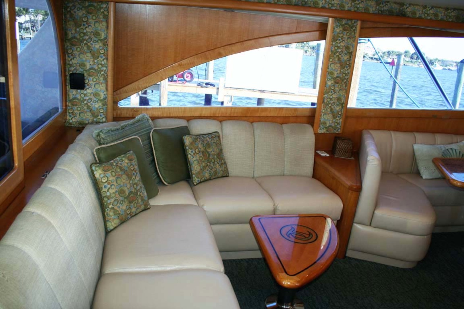 Titan-62 Custom Carolina Sportfish 2004-Trust Me Too Stuart-Florida-United States-Salon Settee-1118215 | Thumbnail