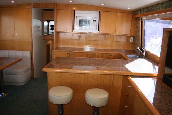 Titan-62 Custom Carolina Sportfish 2004-Trust Me Too Stuart-Florida-United States-Salon Breakfast Bar-1118209