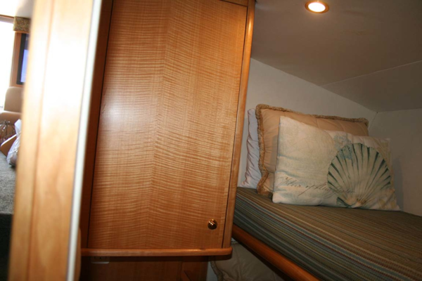 Titan-62 Custom Carolina Sportfish 2004-Trust Me Too Stuart-Florida-United States-Guest/Crew Dresser and Top Bunk-1118241