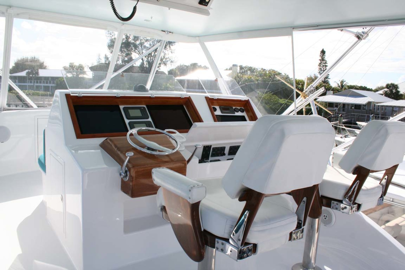 Titan-62 Custom Carolina Sportfish 2004-Trust Me Too Stuart-Florida-United States-Helm Station-1118256 | Thumbnail
