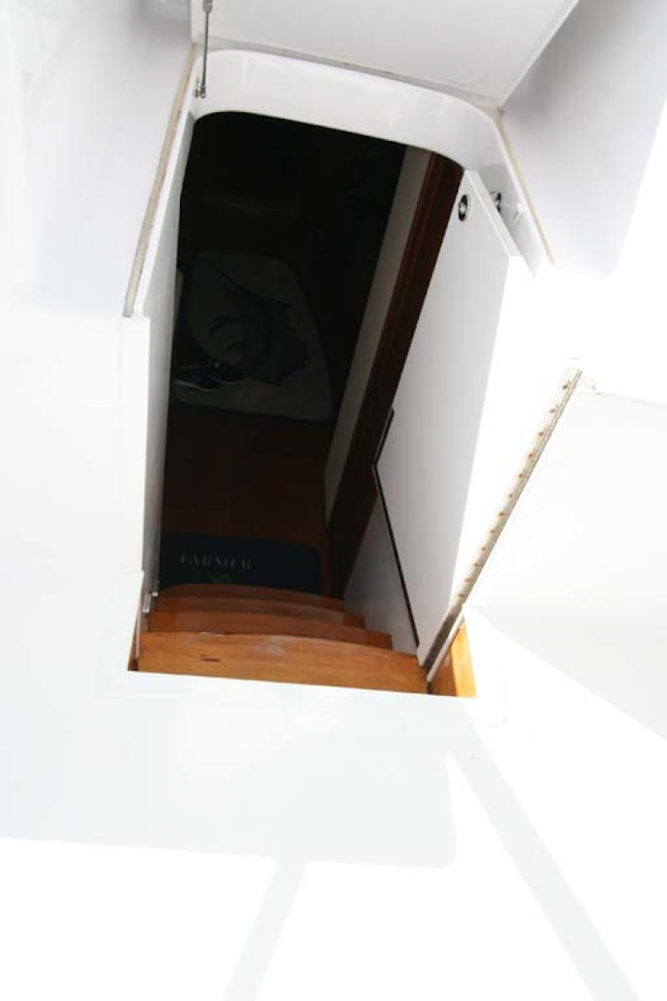Scarborough-Ricky Scarborough Custom Carolina Express 2004-Farmer Cape May-New Jersey-United States-Companionway-1123511