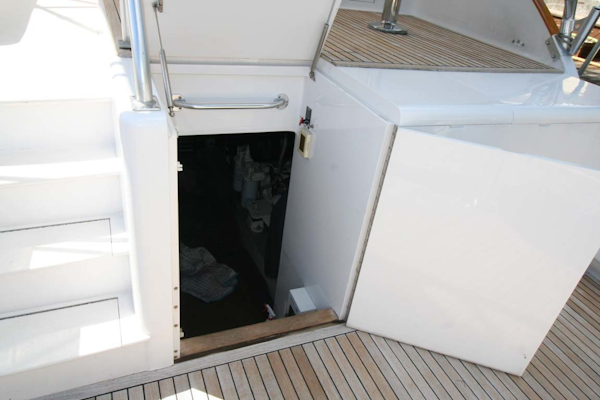 Scarborough-Ricky Scarborough Custom Carolina Express 2004-Farmer Cape May-New Jersey-United States-Engine Room Access-1123528