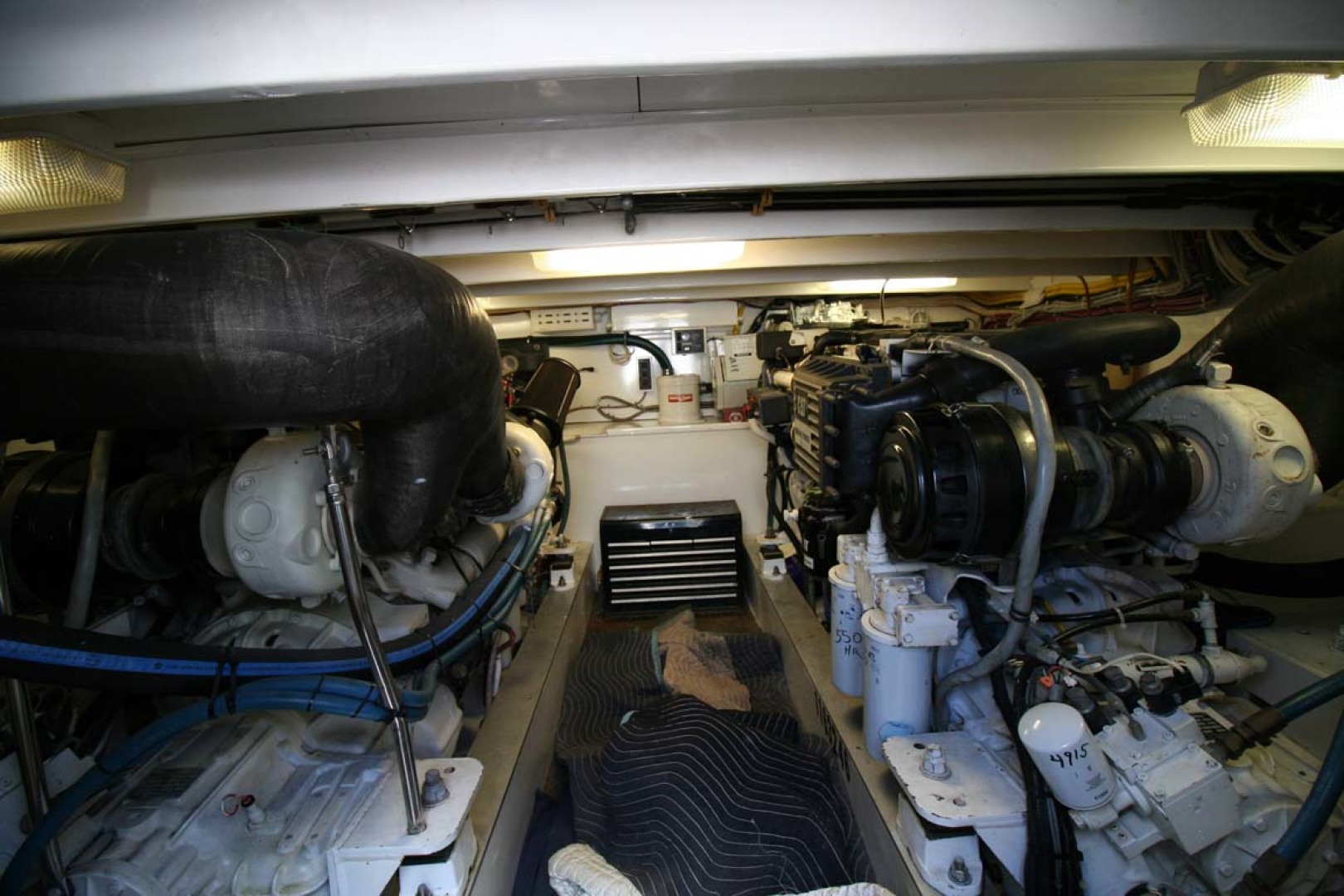 Scarborough-Ricky Scarborough Custom Carolina Express 2004-Farmer Cape May-New Jersey-United States-Engine Room-1123535 | Thumbnail