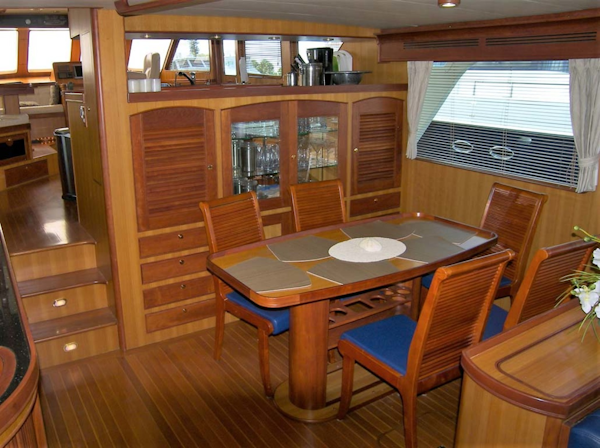 Marlow-70E Explorer 2004-Bluebonnet Sarasota-Florida-United States-Dining Are-1129298