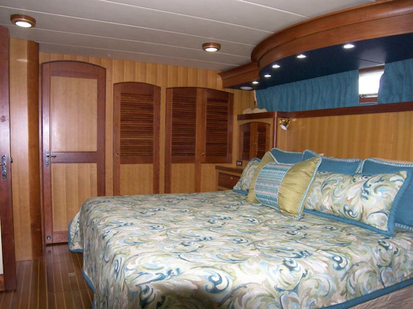 Marlow-70E Explorer 2004-Bluebonnet Sarasota-Florida-United States-Master Staterooom-1129305