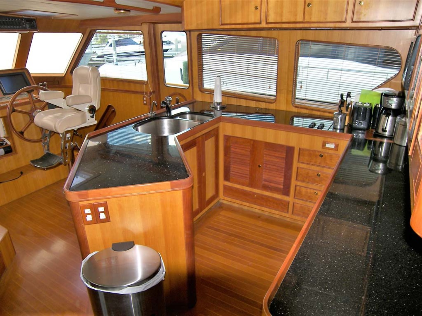 Marlow-70E Explorer 2004-Bluebonnet Sarasota-Florida-United States-Galley-1129299 | Thumbnail