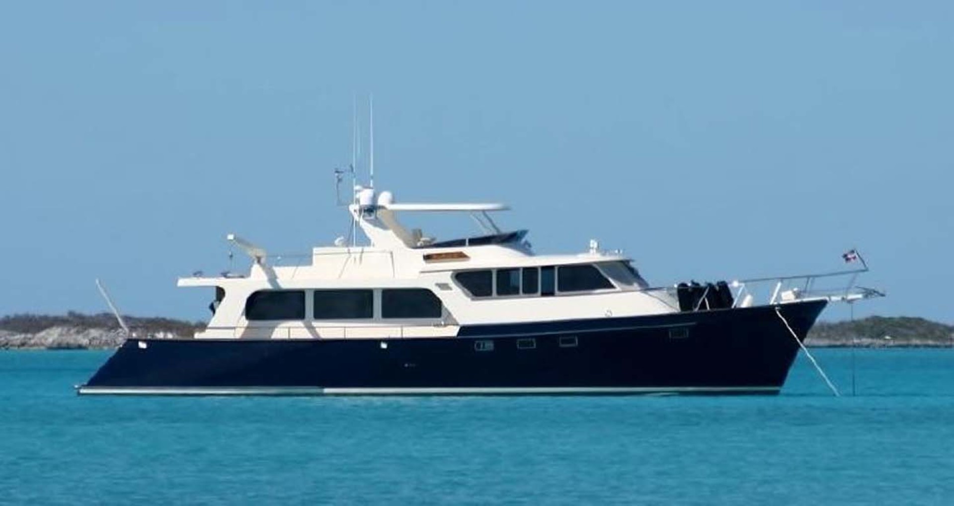 Marlow-70E Explorer 2004-Bluebonnet Sarasota-Florida-United States-At Anchor-1129294 | Thumbnail