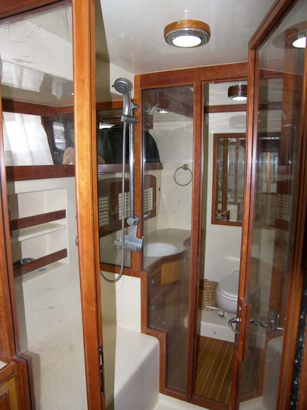Marlow-70E Explorer 2004-Bluebonnet Sarasota-Florida-United States-Master Head Fwd-1129306