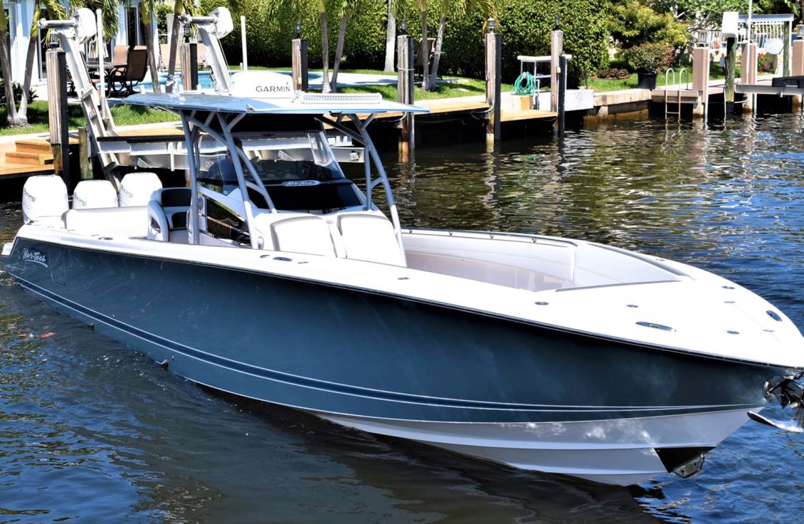 Nor-Tech-390 Sport 2018 -Boca Raton-Florida-United States-Stbd Bow-1130596 | Thumbnail