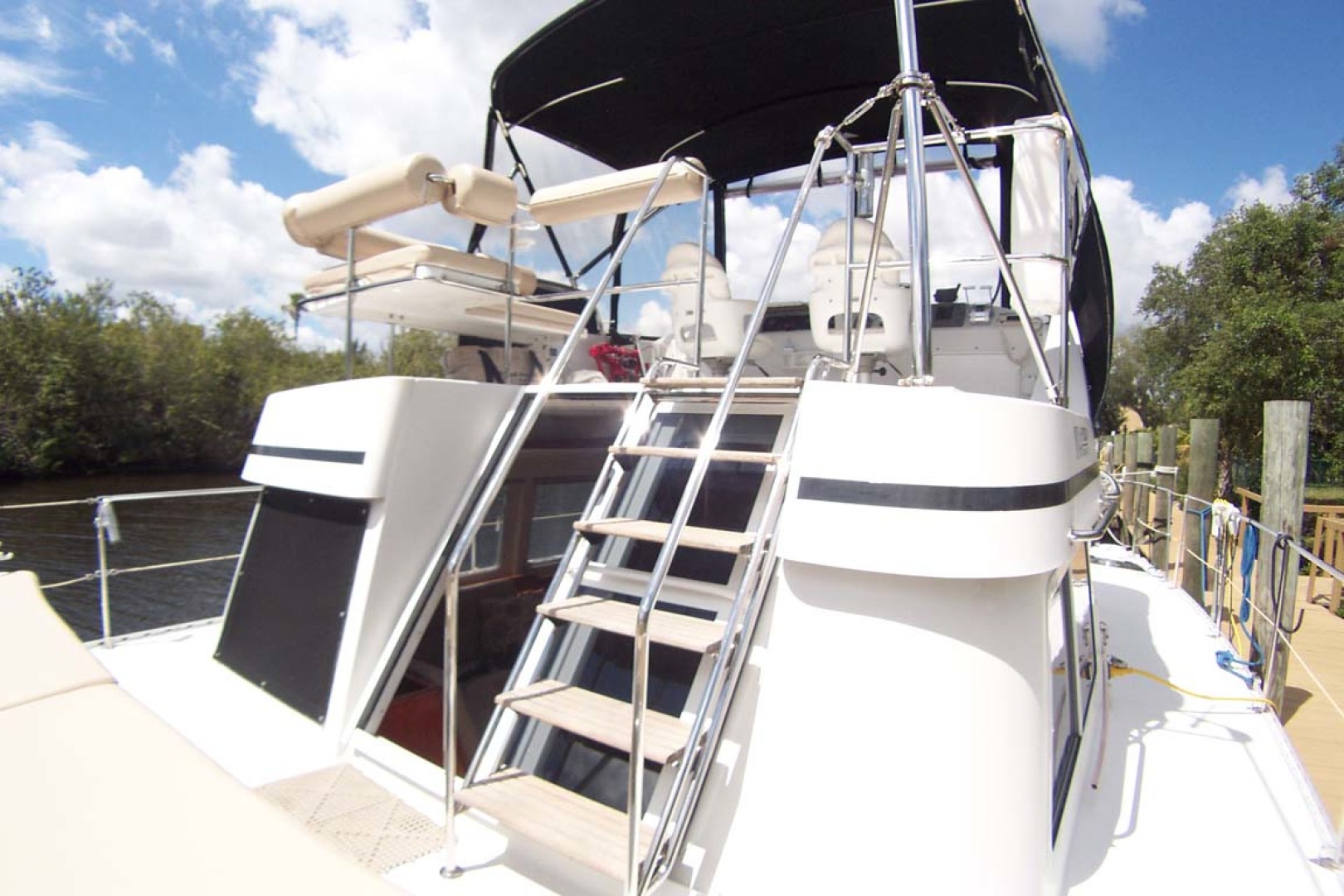 PDQ-MV34 2003-Easy Riders Stuart-Florida-United States-7 Stairway To Flybridge-1139511 | Thumbnail