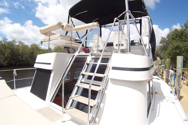 PDQ-MV34 2003-Easy Riders Stuart-Florida-United States-7 Stairway To Flybridge-1139511