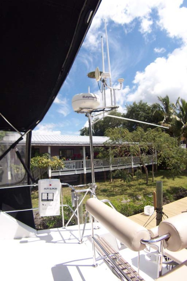 PDQ-MV34 2003-Easy Riders Stuart-Florida-United States-5a Sturdy Mast Lowers-1139509