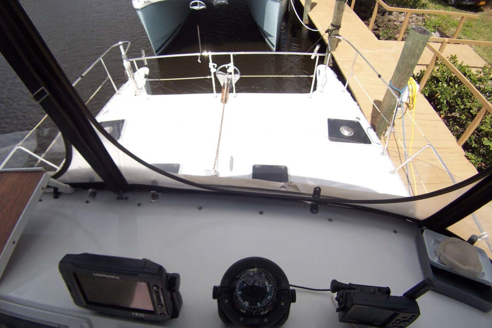 PDQ-MV34 2003-Easy Riders Stuart-Florida-United States-11 View Forward From Helm-1139515 | Thumbnail