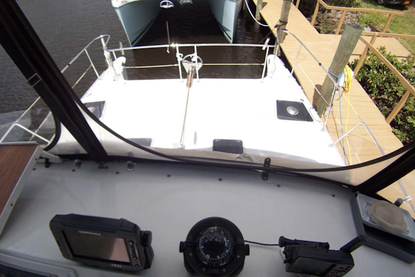 PDQ-MV34 2003-Easy Riders Stuart-Florida-United States-11 View Forward From Helm-1139515
