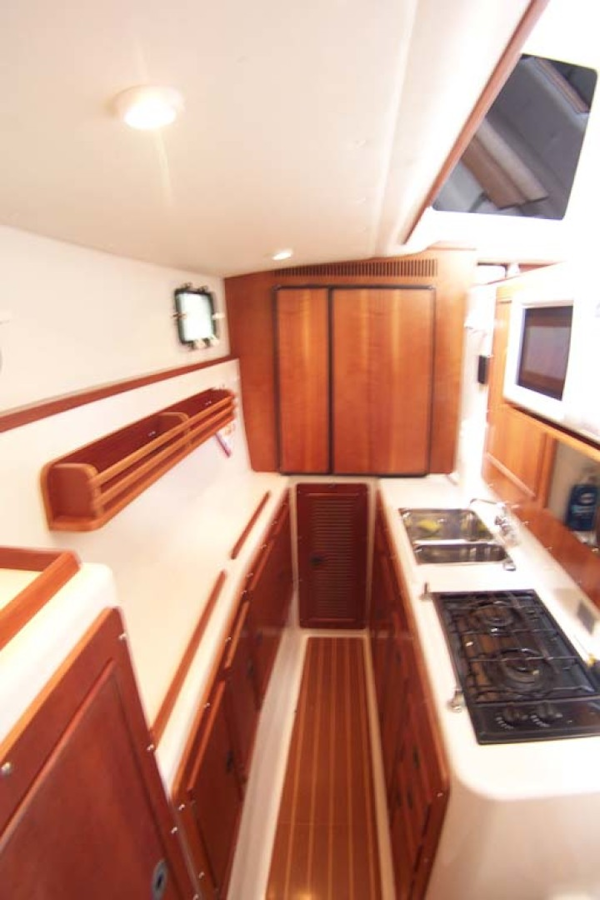 PDQ-MV34 2003-Easy Riders Stuart-Florida-United States-20 Galley-1139524